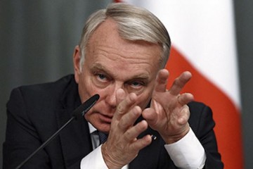 Париж засучил рукава и берется за дело