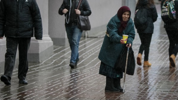 На Украине стремительно сокращаются пенсии и пенсионеры На Украине стремительно сокращаются пенсии и пенсионеры