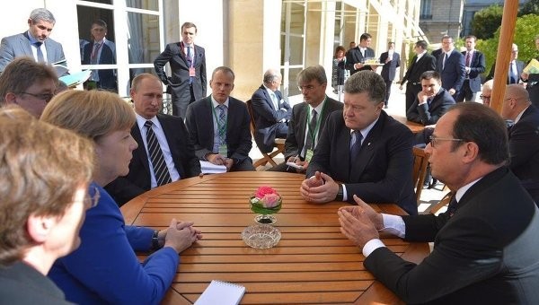 «Нормандский формат» скрывает истинные цели встречи в Берлине