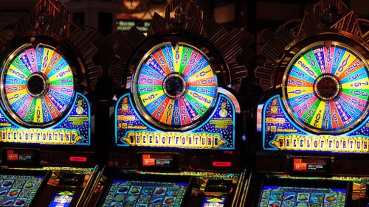 Лас-Вегас по-украински: чем обернется легализация казино в обнищавшей стране Лас-Вегас по-украински: чем обернется легализация казино в обнищавшей стране