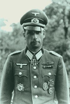 В Вермахте служило 150 тысяч евреев. Они причислены к жертвам холокоста