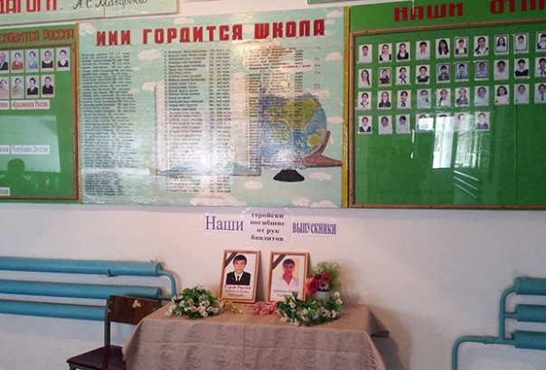 Братья работают Братья работают