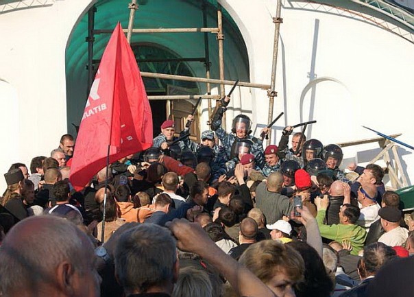 Верховная Рада готовит легализацию массовых захватов храмов Московского Патриархата Верховная Рада готовит легализацию массовых захватов храмов Московского Патриархата