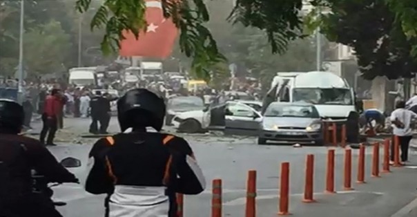 Взрыв в Стамбуле Взрыв в Стамбуле