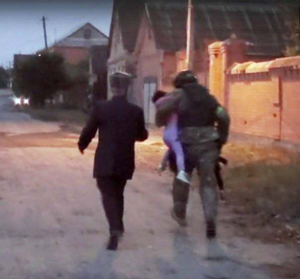 Эмиссар и ещё пять боевиков "Исламского государства" из Сирии уничтожены в ходе спецоперации в Ингушетии Эмиссар и ещё пять боевиков "Исламского государства" из Сирии уничтожены в ходе спецоперации в Ингушетии