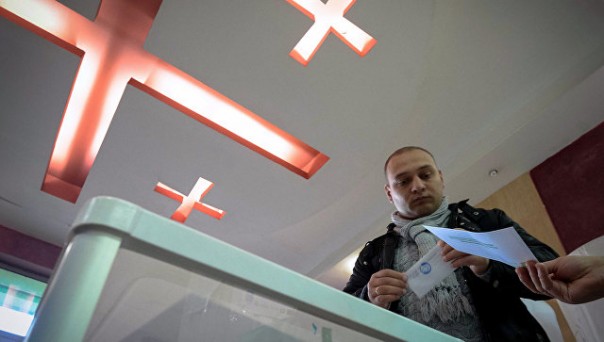 В парламент Грузии проходят "Грузинская мечта" и "Нацдвижение"