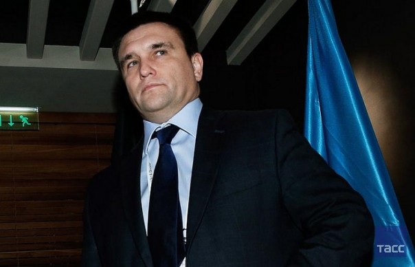 Глава МИД Украины пригрозил более жесткими мерами в отношении России