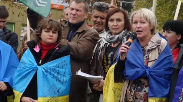 Жиденький «майданчик» в Волновахе