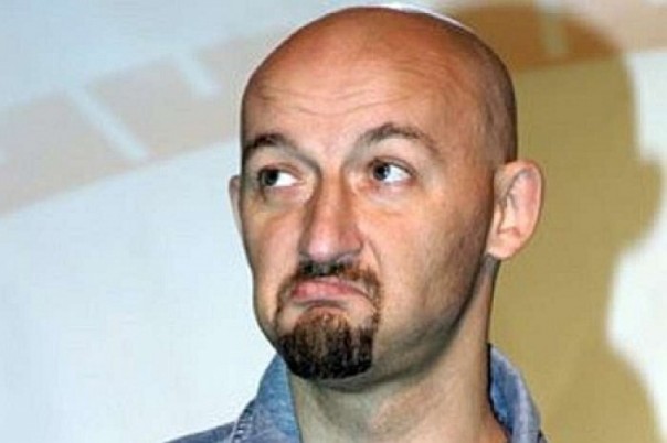 «Эти руки ничего не крали!» Волонтер Мочанов извинился перед Яценюком за клевету про миллиард «Эти руки ничего не крали!» Волонтер Мочанов извинился перед Яценюком за клевету про миллиард