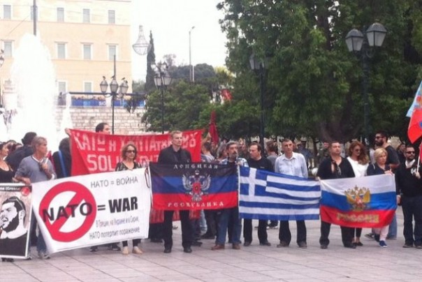 Украинские майдан и антимайдан сошлись в Афинах