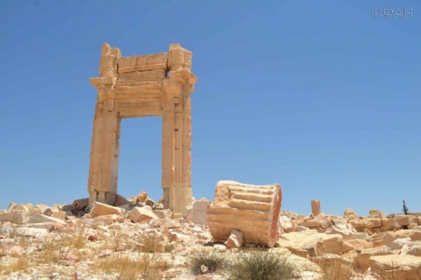 Алеппо: оперативная пауза, в Хаме атака террористов, ИГ бежит из Ирака в Ракку и Пальмиру | Подборка видео с Ближневосточного фронта Алеппо: оперативная пауза, в Хаме атака террористов, ИГ бежит из Ирака в Ракку и Пальмиру | Подборка видео с Ближневосточного фронта