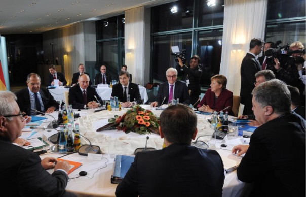 Лидеры "нормандской четверки" договорились о вводе вооруженной миссии ОБСЕ в Донбасс