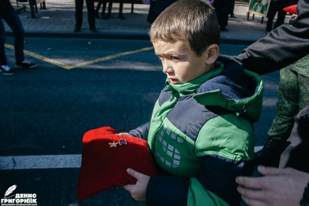 Сводка от МО ДНР 20 октября 2016. Укрофашисты более 480 раз за сутки нарушили «режим тишины», в Краматорске засекли около восьмидесяти иностранных наемников Сводка от МО ДНР 20 октября 2016. Укрофашисты более 480 раз за сутки нарушили «режим тишины», в Краматорске засекли около восьмидесяти иностранных наемников