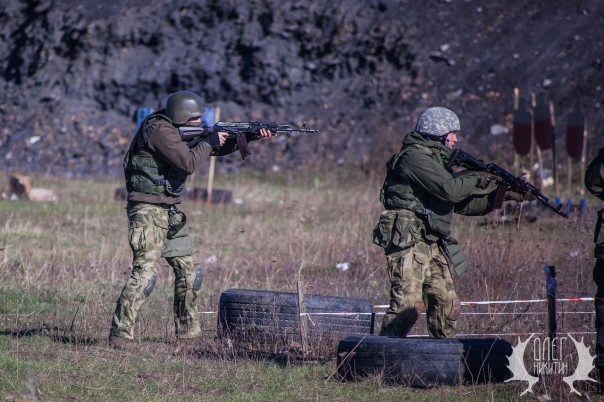 Сводка от МО ДНР 25 октября 2016. Укрофашисты начали массово подрываться на минах Сводка от МО ДНР 25 октября 2016. Укрофашисты начали массово подрываться на минах