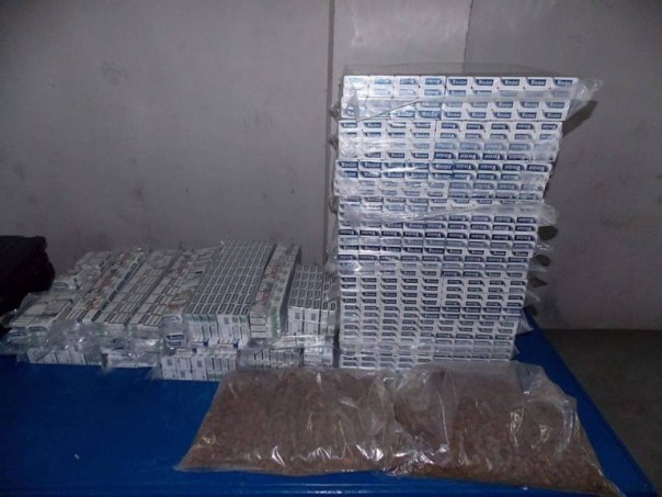 Помощника депутата Сейма Польши поймали на границе с контрабандой сигарет и янтаря Помощника депутата Сейма Польши поймали на границе с контрабандой сигарет и янтаря