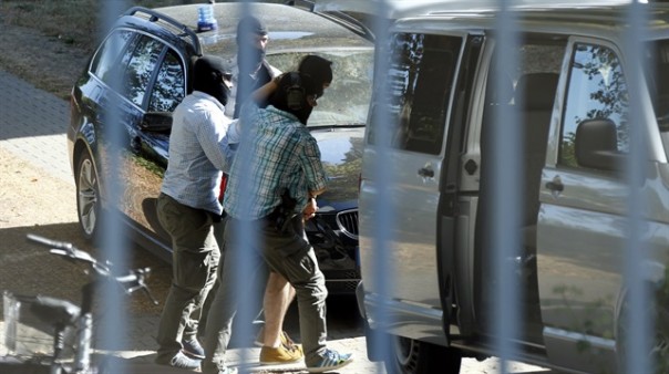 Сбежавшие в Германию чеченцы продолжают ассоциироваться с Россией