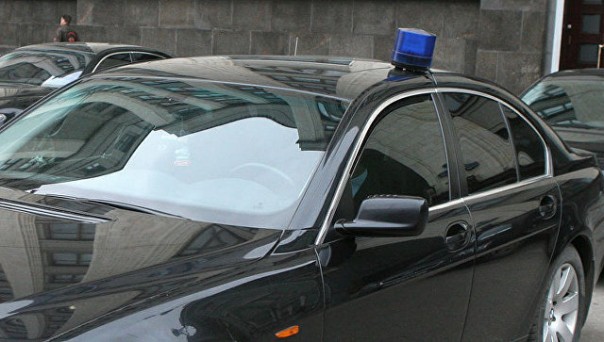 Путин увеличил число машин с "мигалками" для Госдумы