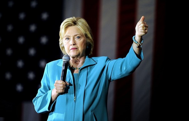 ФБР против Клинтон планирует начать следствие. А как же выборы? ФБР против Клинтон планирует начать следствие. А как же выборы?