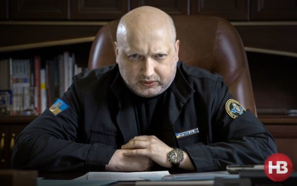 «Пастор» Турчинов оказался собственником 27 старинных библий, двух подсвечников и $758 тысяч на счету