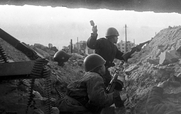 Почему гибнущая Россия всегда воскресает?
