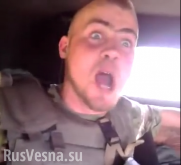 Украинский мир: Военнослужащие ВСУ опубликовали кадры с оскорблениями людей на блокпостах