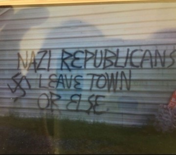 Неизвестные подожгли отделение республиканцев в Северной Каролине