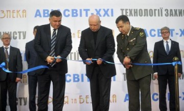 Гонка вооружений: советские обноски и роботы-недоноски