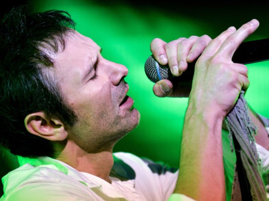 Вскрыты связи солиста «Океана Эльзы» Вакарчука и украинских нацистов