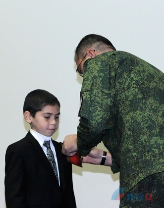 Комендантский полк Народной милиции ЛНР отпраздновал вторую годовщину образования