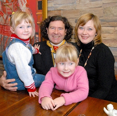 Одесса-мама: хочешь жить – умей вертеться! Одесса-мама: хочешь жить – умей вертеться!