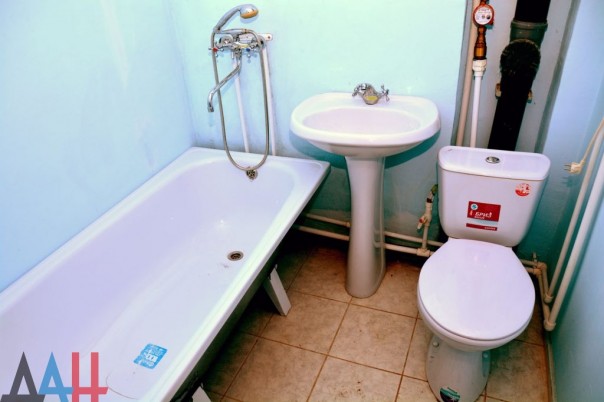 Александр Захарченко проверил готовность нового жилья для семей Дебальцево и Горловки, утративших кров в боях 