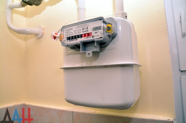 Александр Захарченко проверил готовность нового жилья для семей Дебальцево и Горловки, утративших кров в боях 