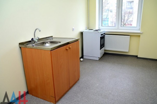 Александр Захарченко проверил готовность нового жилья для семей Дебальцево и Горловки, утративших кров в боях 