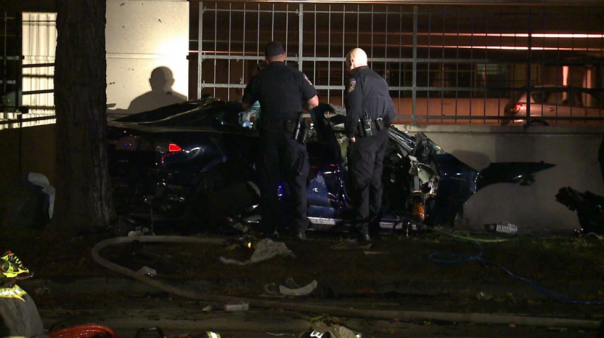 В США экс-агент ФБР сгорел в автомобиле Tesla В США экс-агент ФБР сгорел в автомобиле Tesla