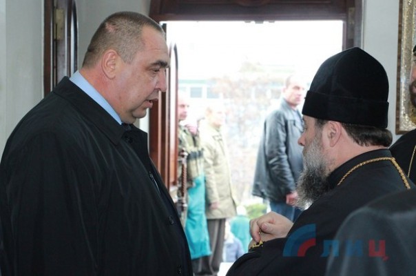 Глава ЛНР принял участие в установке в Луганске закладного камня памятника Александру Невскому