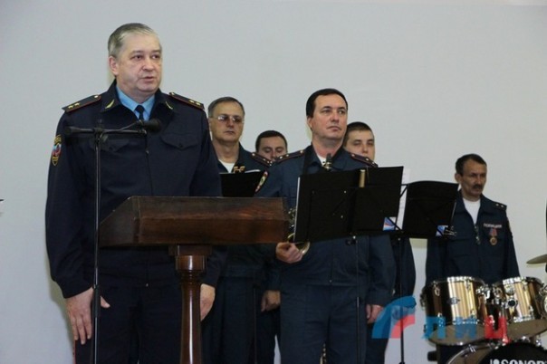 Сводка от НМ ЛНР 10 ноября 2016 года. Укрофашисты шесть раз обстреляли позиции Народной милиции, применялись 152-мм орудия Сводка от НМ ЛНР 10 ноября 2016 года. Укрофашисты шесть раз обстреляли позиции Народной милиции, применялись 152-мм орудия