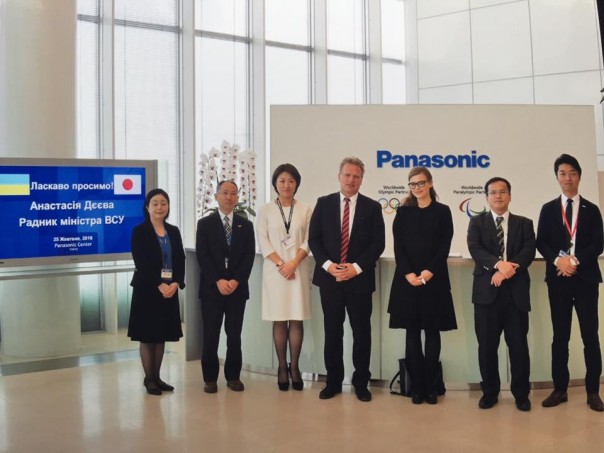 Не насосала, а назначили. Заместителем Авакова стала 24-летняя Анастасия Деева Не насосала, а назначили. Заместителем Авакова стала 24-летняя Анастасия Деева