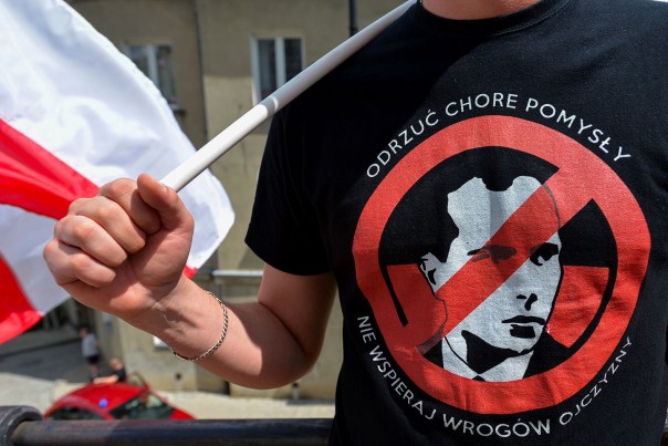 На Украине требуют отзыва генконсула Польши, назвавшего Бандеру бандитом