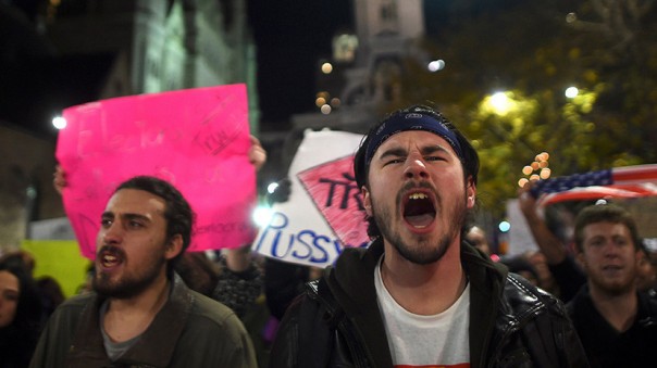 «Закон Сороса — его кошелёк»: финансируемая миллиардером группа призвала к протестам в США «Закон Сороса — его кошелёк»: финансируемая миллиардером группа призвала к протестам в США