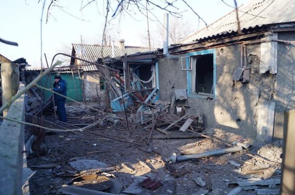 Сводка от НМ ЛНР 12 ноября 2016 года. Укрофашисты обстреляли Брянку, погиб один мирный житель, один получил ранения Сводка от НМ ЛНР 12 ноября 2016 года. Укрофашисты обстреляли Брянку, погиб один мирный житель, один получил ранения