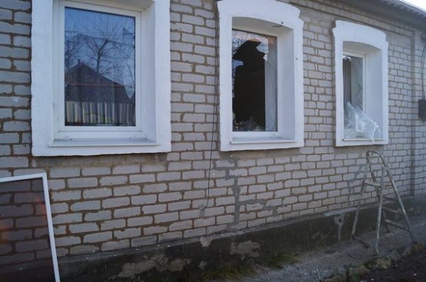 Сводка от НМ ЛНР 12 ноября 2016 года. Укрофашисты обстреляли Брянку, погиб один мирный житель, один получил ранения Сводка от НМ ЛНР 12 ноября 2016 года. Укрофашисты обстреляли Брянку, погиб один мирный житель, один получил ранения