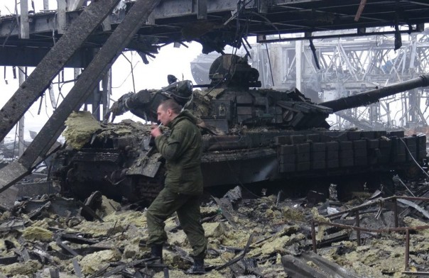 900 дней у края войны