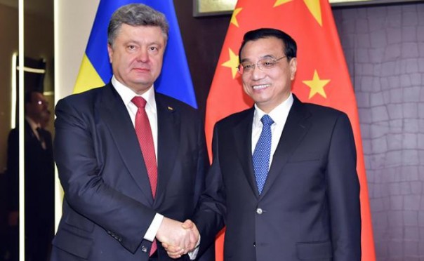 Порошенко надеется на золотой китайский дождь Порошенко надеется на золотой китайский дождь