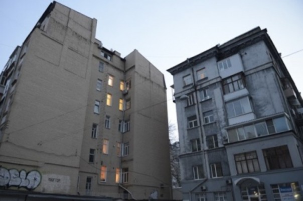 "Нет хлеба? Пусть едят пирожные!" Депутаты глумятся над украинцами, не осилившими коммунальные платежи