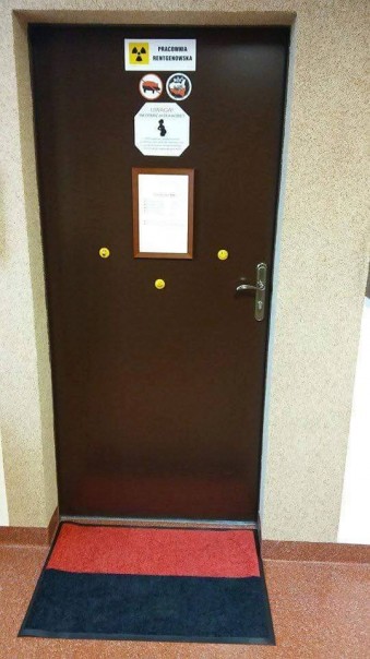 Бандеровским свиньям вход воспрещен! - в польских поликлиниках пополнение предупреждений Бандеровским свиньям вход воспрещен! - в польских поликлиниках пополнение предупреждений