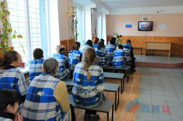 Сводка от НМ ЛНР 19 ноября 2016 года. Руководители ЛНР вручили награды артиллеристам Республики