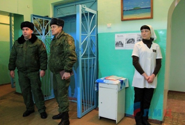 Сводка от НМ ЛНР 19 ноября 2016 года. Руководители ЛНР вручили награды артиллеристам Республики