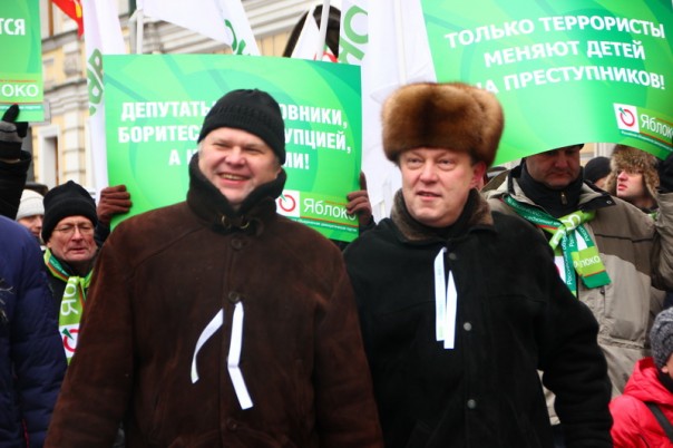 Скандал в «Яблоке»: эмоциональный порыв или продуманная схема?