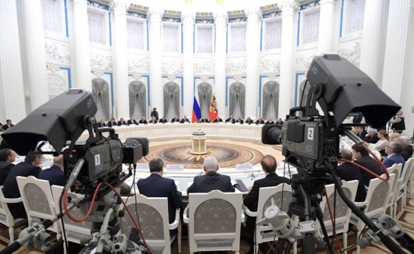 Президент РФ о несырьевом экспорте и бездомных животных в рамках Совета по приоритетным проектам