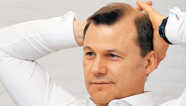 Ждём посылочку. Генпрокуратура: глава "Почты России" незаконно получил 95,4 миллиона